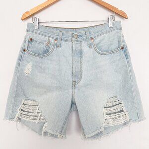 Levis 501 Mid Thigh Denim Short High Rise 6" Inseam Ripped Size 30 Light Wash